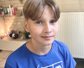 Kirpėjos paslaugos Šiauliuose - Vaikų kirpimas - 1 Vaikų kirpimas - Kirpėjos paslaugos Šiauliuose - 1