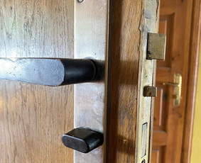 Spynų keitimas, remontas, montavimas - Meistrai į namus - 3 Meistrai į namus - Spynų keitimas, remontas, montavimas - 3