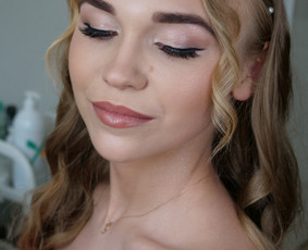 Makiažas/šukuosenos/antakių Korekcija/laminavimas/ teminis g - Vestuvinis makiažas - 1 Vestuvinis makiažas - Makiažas/šukuosenos/antakių Korekcija/laminavimas/ teminis g - 1