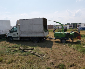 Medžių Pjovimas. Šakų Išvežimas, Kelmų Frezavimas. / UAB Danesa ir partneriai / Darbų pavyzdys ID 2940989