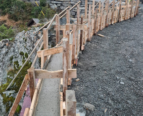 Betonavimo, mūrinimo ir fasado apdailos darbai - Betoninės tvoros - 2 Betoninės tvoros - Betonavimo, mūrinimo ir fasado apdailos darbai - 2