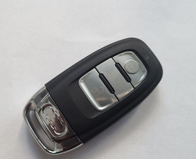 Automobilių raktų gamyba ir programavimas - Buitinės paslaugos - 3 Buitinės paslaugos - Automobilių raktų gamyba ir programavimas - 3