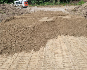 Smėlis , žvyras , skalda , kelių įrengimas / Arturas .  MB Girdenita / Darbų pavyzdys ID 2947542