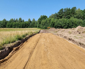 Smėlis , žvyras , skalda , kelių įrengimas / Arturas .  MB Girdenita / Darbų pavyzdys ID 2947544