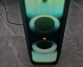 Kalonėlė Jbl Partybox 1000 - Renginiai, šventės - 2 Renginiai, šventės - Kalonėlė Jbl Partybox 1000 - 2