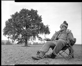 Fotosesija. Nuotrauka atlikta su analogine didelio formato kamera 4x5 colių.