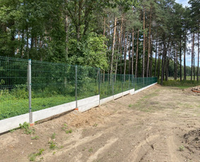 Tvorų, vartų/vartelių montavimas, Betonavimas - Segmentinės tvoros - 2 Segmentinės tvoros - Tvorų, vartų/vartelių montavimas, Betonavimas - 2