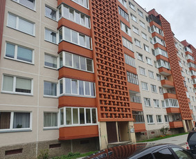 Aukštalipių paslaugos, tarpblokinių siūlių remontas - Dažymo darbai aukštyje - 1 Dažymo darbai aukštyje - Aukštalipių paslaugos, tarpblokinių siūlių remontas - 1