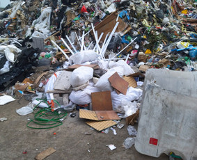 Utilizavimas, pervežimai, krovimo paslaugos - Šiukšlių išvežimas - 1 Šiukšlių išvežimas - Utilizavimas, pervežimai, krovimo paslaugos - 1