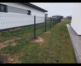 Montuojam segmentines ir metaliniu tvoralenčių tvoras / Arvydas / Darbų pavyzdys ID 3002912