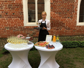 Šventė Stilingai - vaišių/šampano staliukas + aptarnavimas / Jolanta Smolskienė / Darbų pavyzdys ID 558547