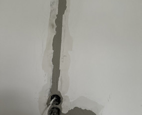 Elektros darbai - nuo įvado, iki rozečių. - Skubus elektriko iškvietimas - 1 Skubus elektriko iškvietimas - Elektros darbai - nuo įvado, iki rozečių. - 1