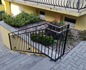 Laiptai, turėklai, vartai, švietuvai, metalo gaminiai. / metalo gaminiai / Darbų pavyzdys ID 3014080