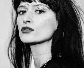 Blizgučių stotelė renginiams / Vaida Jankauskaitė / Darbų pavyzdys ID 3014348