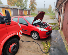 Skubi pagalba kelyje 24/7, tralo paslaugos Lietuva, - Automobilio užvedimas - 2 Automobilio užvedimas - Skubi pagalba kelyje 24/7, tralo paslaugos Lietuva, - 2