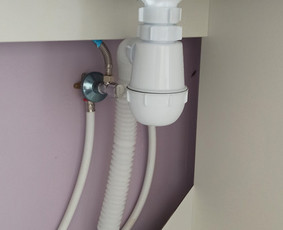 Smulkūs santechnikos darbai - Grindjuosčių montavimas, virtuvės mont., meistras namuose - 2