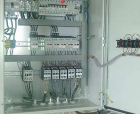 Skubus elektriko i&scaron;kvietimas - Elektrikai, rangovo aktas, varžų matavimai - 1