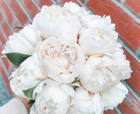 Gėlių pristatymas į namus kasdien ir švenčių dekoravimas - Vestuvinė floristika - 1 Vestuvinė floristika - Gėlių pristatymas į namus kasdien ir švenčių dekoravimas - 1