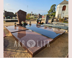 Kapavietės rekonstrukcija  Vanga ir Black Absolut granitas.
Pakruojo kap.