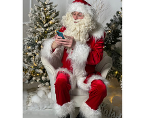 Vedėjas Jonas - Kalėdų senelis šventėje - 2 Kalėdų senelis šventėje - Vedėjas Jonas - 2