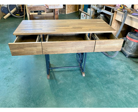 Stalų gamyba - Visų korpusinių bei masyvo baldų projektavimas ir gamyba - 4