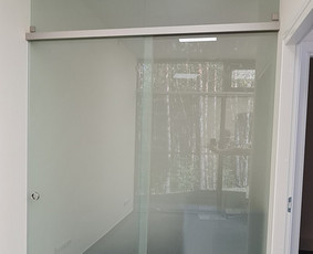 Berėmis ir įrėmintas, stiklo pertvaros, stiklo sprendimai / Art Glass / Darbų pavyzdys ID 3044086