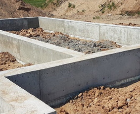 Kapaviečių įrengimo ir restauravimo darbai. - Kapavietės pamatų betonavimas - 2 Kapavietės pamatų betonavimas - Kapaviečių įrengimo ir restauravimo darbai. - 2