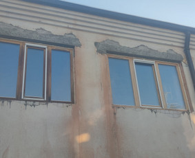 Išpjautos angos, išlietos sąramos ir sumontuoti langai