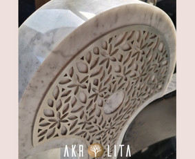 Frezuota metalo detalė.