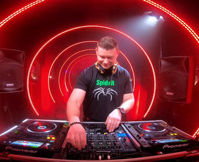 Muzikantai, dainininkai, grupės - Dj. paslaugos / Garso ir ap&scaron;vietimo įranga /(Vedėjas) - 3