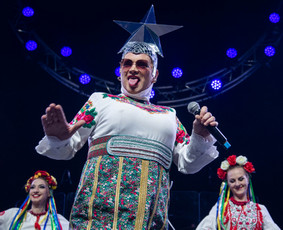 Unikalus Renginio Vedėjas Verka Serduchka - Kalėdų senelis šventėje - 1 Kalėdų senelis šventėje - Unikalus Renginio Vedėjas Verka Serduchka - 1