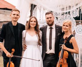 Renginių vedėjai su gyva styginių muzika / Laimis Krunglevičius / Darbų pavyzdys ID 574515