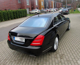 Mercedes S500L, 2012m. Nuoma su vairuotoju jūsų šventei :)

MB S500L ir MB Viano nuoma su vairuotoju jūsų šventei ar kelionei :)
Www.taxidriver.lt , info@taxidriver.lt , 8 687 66366
#merced...