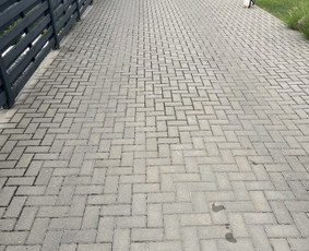 Trinkeliu valymas su aukštu slegiu