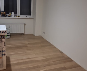 Vidaus apdaila, dažymas su mūsų dažais 2 kartus 7€/m2 - Laminato klojimas - 4 Laminato klojimas - Vidaus apdaila, dažymas su mūsų dažais 2 kartus 7€/m2 - 4