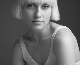 Kurkime Jūsų istoriją kartu - Fotosesija fotostudijoje - 3 Fotosesija fotostudijoje - Kurkime Jūsų istoriją kartu - 3