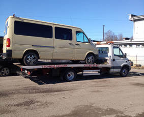 Techninė pagalba kelyje Kaunas 24/7 - Automobilio rato keitimas - 4 Automobilio rato keitimas - Techninė pagalba kelyje Kaunas 24/7 - 4