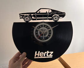 Unikali verslo dovana - laikrodžiai iš vinilinių plokštelių - Verslo dovanų gamyba - 2 Verslo dovanų gamyba - Unikali verslo dovana - laikrodžiai iš vinilinių plokštelių - 2