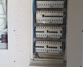 Elektros instaliacijos darbai - Skubus elektriko iškvietimas - 1 Skubus elektriko iškvietimas - Elektros instaliacijos darbai - 1