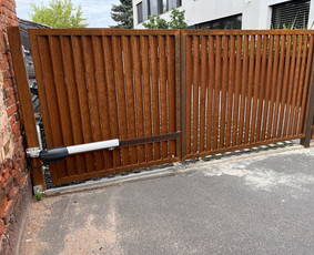 Tvoros, stumdomi vartai,atveriami vartai, vartų automatika / UAB "Gigasta" / Darbų pavyzdys ID 3126449