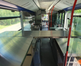 Grill Šefas, Restoranas-autobusas - Food truck, maisto vagonėlis - 2 Food truck, maisto vagonėlis - Grill Šefas, Restoranas-autobusas - 2