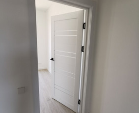 Sienų glaistymas ir dažymas Q4 lygiu
