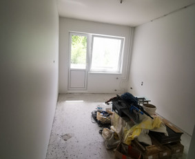 Sienų glaistymas ir dažymas Q4 lygiu