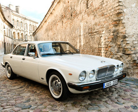 Klasikinių Jaguar Xj ir Cadillac Deville nuoma / Vilmantas Bulaka / Darbų pavyzdys ID 3140403