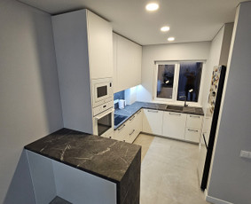Nestandartinių ir standartinių kietų baldų gamyba / Linas / Darbų pavyzdys ID 3155381