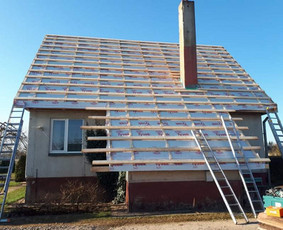 Senu stogu renovacija,nauju stogu konstrukciju surinkimas. / Nerijus Dapkus / Darbų pavyzdys ID 3157871