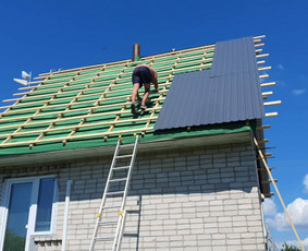 Senu stogu renovacija,nauju stogu konstrukciju surinkimas. / Nerijus Dapkus / Darbų pavyzdys ID 3159331