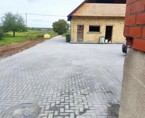 Trinkelių klojimas,aplinkos tvarkymas.bobcat vikšrinio pasl / ,,Vikmera,, / Darbų pavyzdys ID 3162907