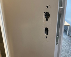 Spynų keitimas, remontas, montavimas - Meistrai į namus - 4 Meistrai į namus - Spynų keitimas, remontas, montavimas - 4