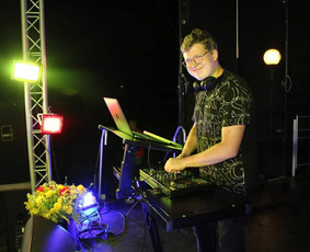 Dj Pramogos ir Gyva Muzika! - DJ paslaugos - 2 DJ paslaugos - Dj Pramogos ir Gyva Muzika! - 2